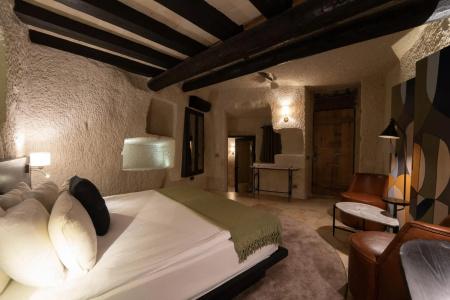 Artemis Cave Suites & Spa - 7