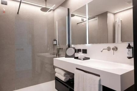 J44 Lifestyle - 9