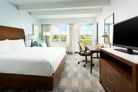 Hilton Garden Inn / The Keys Collection - 58