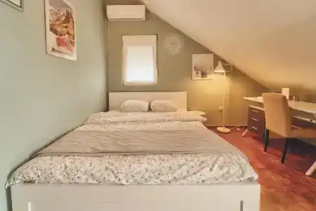 Hostel Q - 1