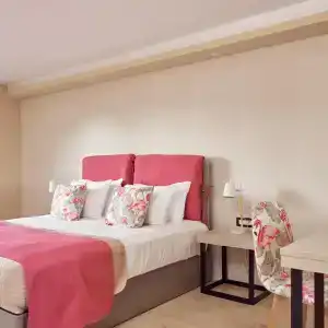 Koukounaria & Suites - 28