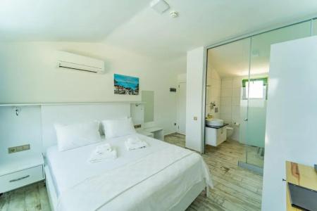 Greenbeach - 164