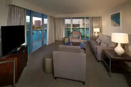 DoubleTree Resort Hollywood Beach - 6