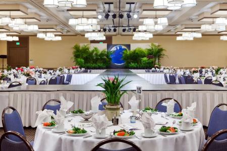 DoubleTree by Hilton Miami Airport & Convention Center - 38