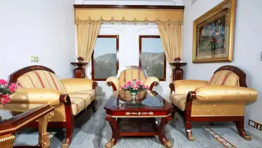 The Raj Palace (Small Luxurys of the World) - 87