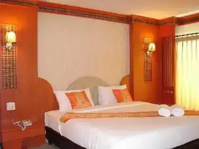 Poonsook Phitsanulok Sha Plus - 55