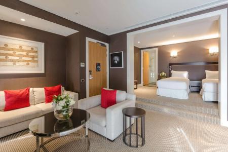 Hilton & Spa - 5