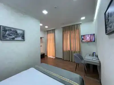 Registon Saroy - 12
