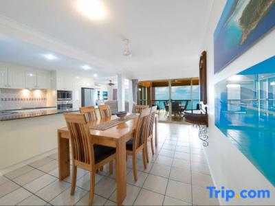 Martinique Whitsunday - 75