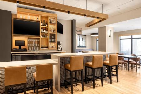Hyatt Place Orlando Airport - 28