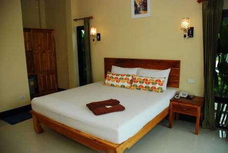 Tontan Resort Cha-am - 4