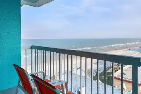 Comfort Inn & Suites Daytona Beach Oceanfront - 110