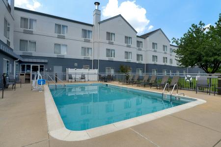 Hilton Garden Inn - 12