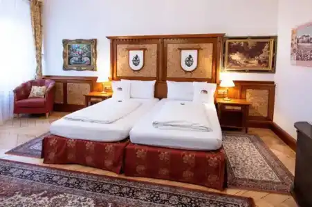 Schloss Wasserburg - 100