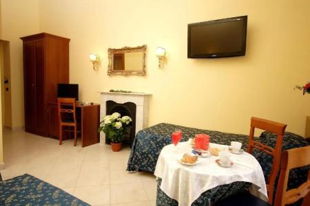 Caroline Suite - 29