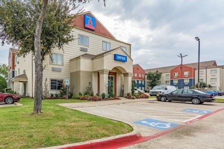 Studio 6-Dallas, TX - 13