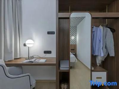 Acro Urban Suites - 53