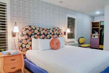 The Adler a Hollywood Hills - 66