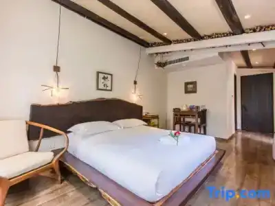 Nianhua Boutique - 35