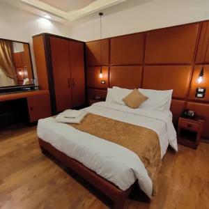 Pearl, Maadi - 28