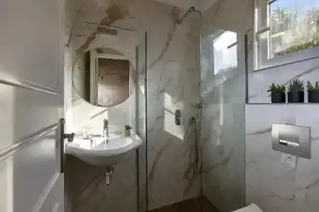 Marni Village - 105