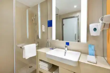 Holiday Inn Express Shanghai Zhenping, An Ihg - 52