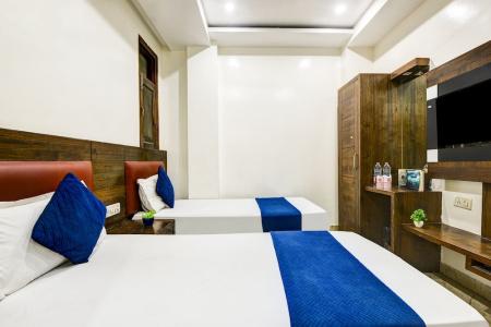Saffron Inn - 25