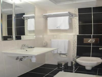 Emin Otel - 25