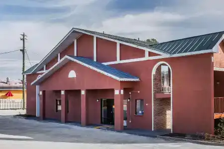 Rodeway Inn - 19