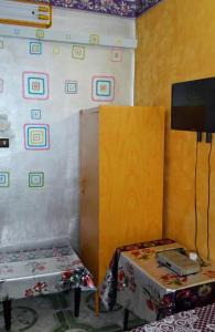 City Hostel - 11