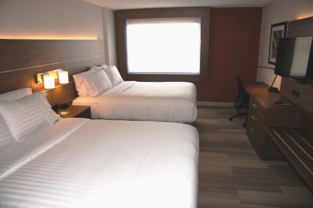 Holiday Inn Express - Norfolk, an IHG - 3