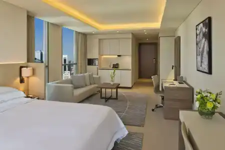 Fraser Suites West Bay - 13