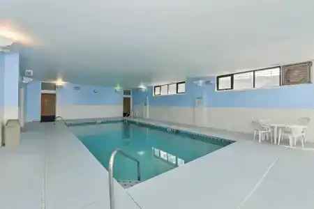 Americas Best Value Inn - - 12