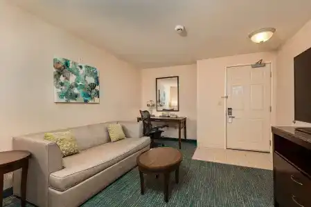 Hilton Garden Inn - 2