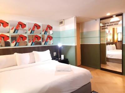The Studio at Sathorn Terrace - 27