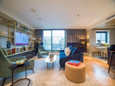 The Guardsman - Preferreds and Resorts - 7