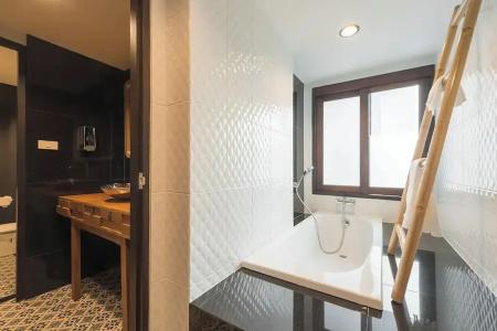 33 Poshtel - 107