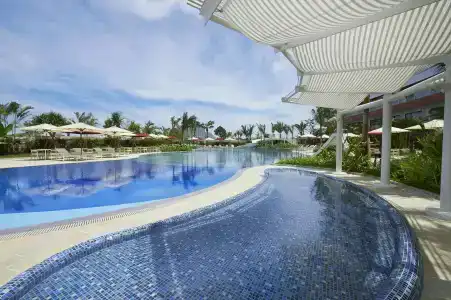 Hilton Okinawa Chatan Resort - 23