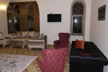 History Boutique - 1
