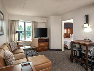 Residence Inn by Marriott Airport - 83