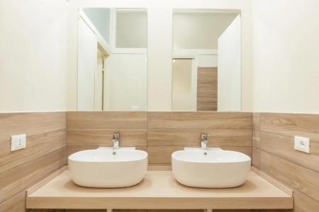 Tomato Backpackers - 53