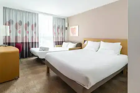 Novotel Edinburgh Park - 5
