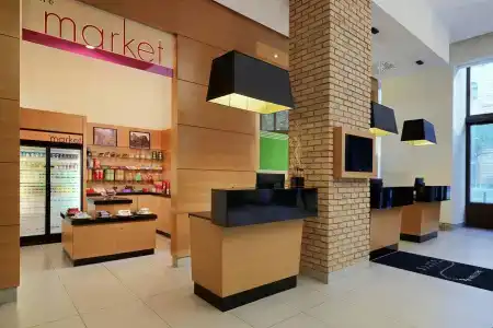 Courtyard by Marriott Budapest City Center - 28