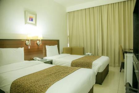 Phoenicia Grand - 20
