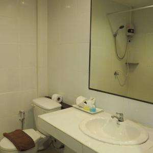 Palace Ao Nang Resort - 9