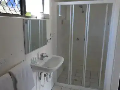 Urangan Motor Inn - 55