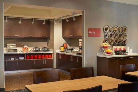 TownePlace Suites by Marriott - 8