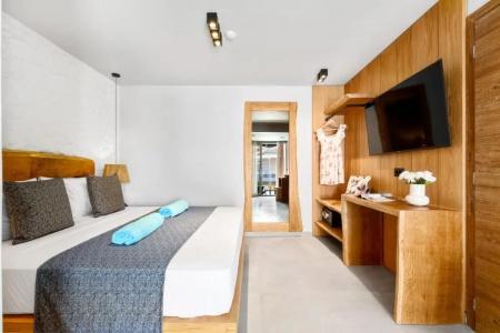 Emily's Luxury Suites - 23