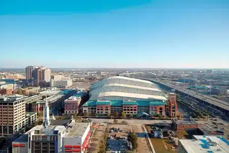 Marriott Marquis Houston - 56