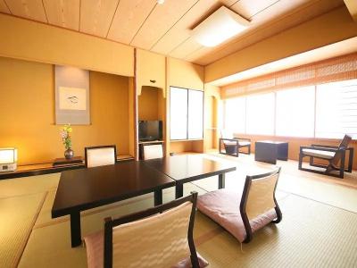 Tamanoyu - 64